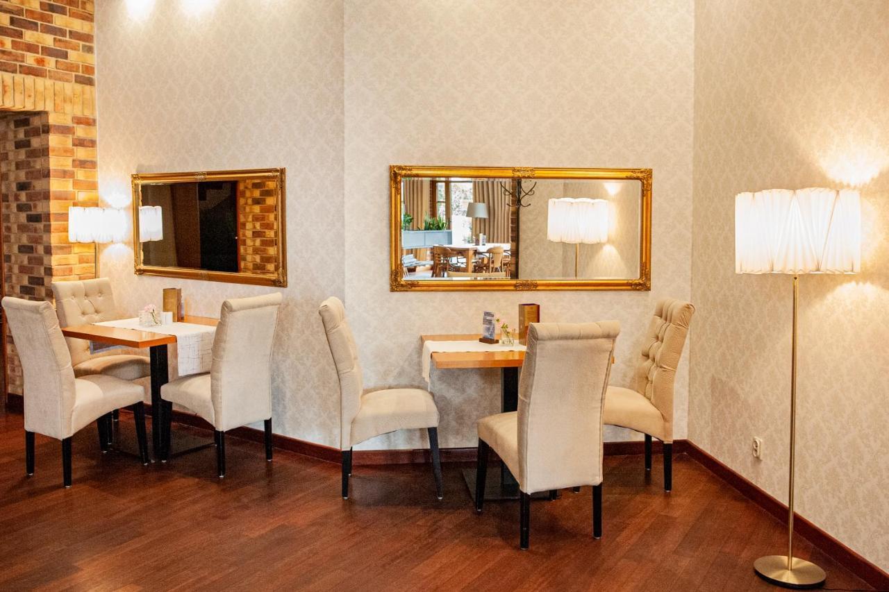 Hotel Spichlerz Lubawa Ngoại thất bức ảnh