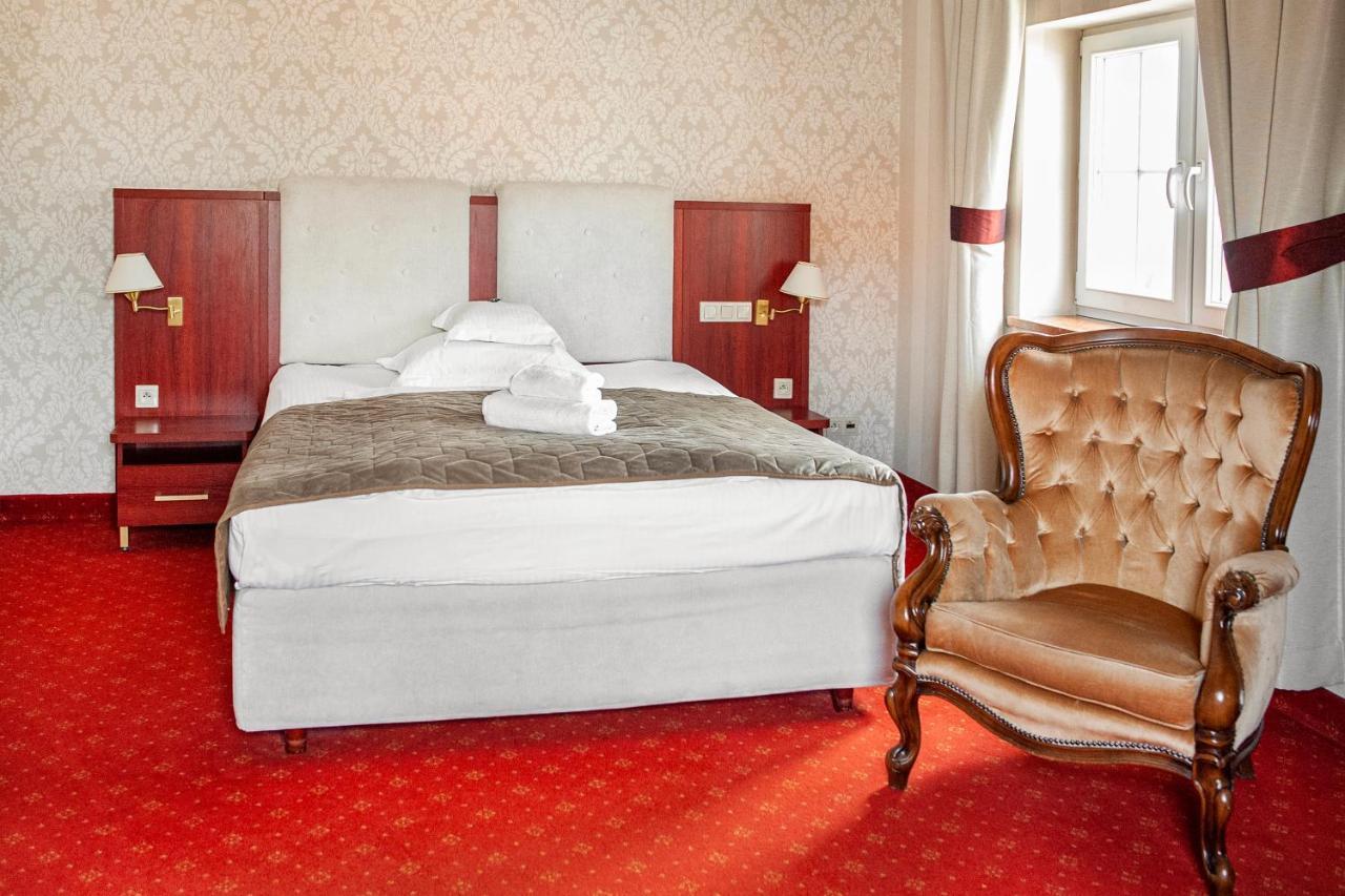 Hotel Spichlerz Lubawa Ngoại thất bức ảnh
